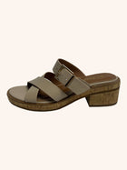 Mi Piaci - Leather X-Strap Kitten Heels