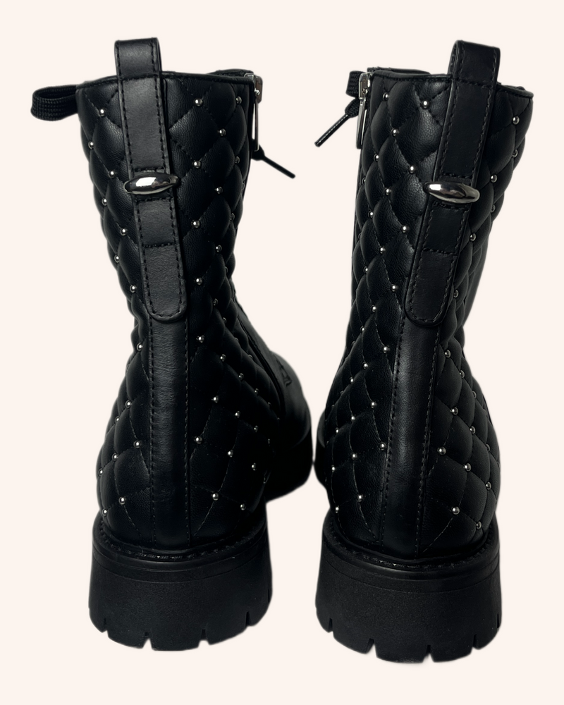 Paula Ryan - Quilted Lace Up Boots