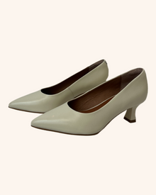 Mi Piaci - Leather Kitten Heels