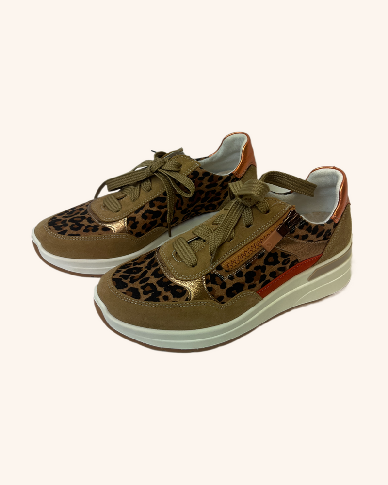 Josef Seibel - Leopard Detail Sneakers