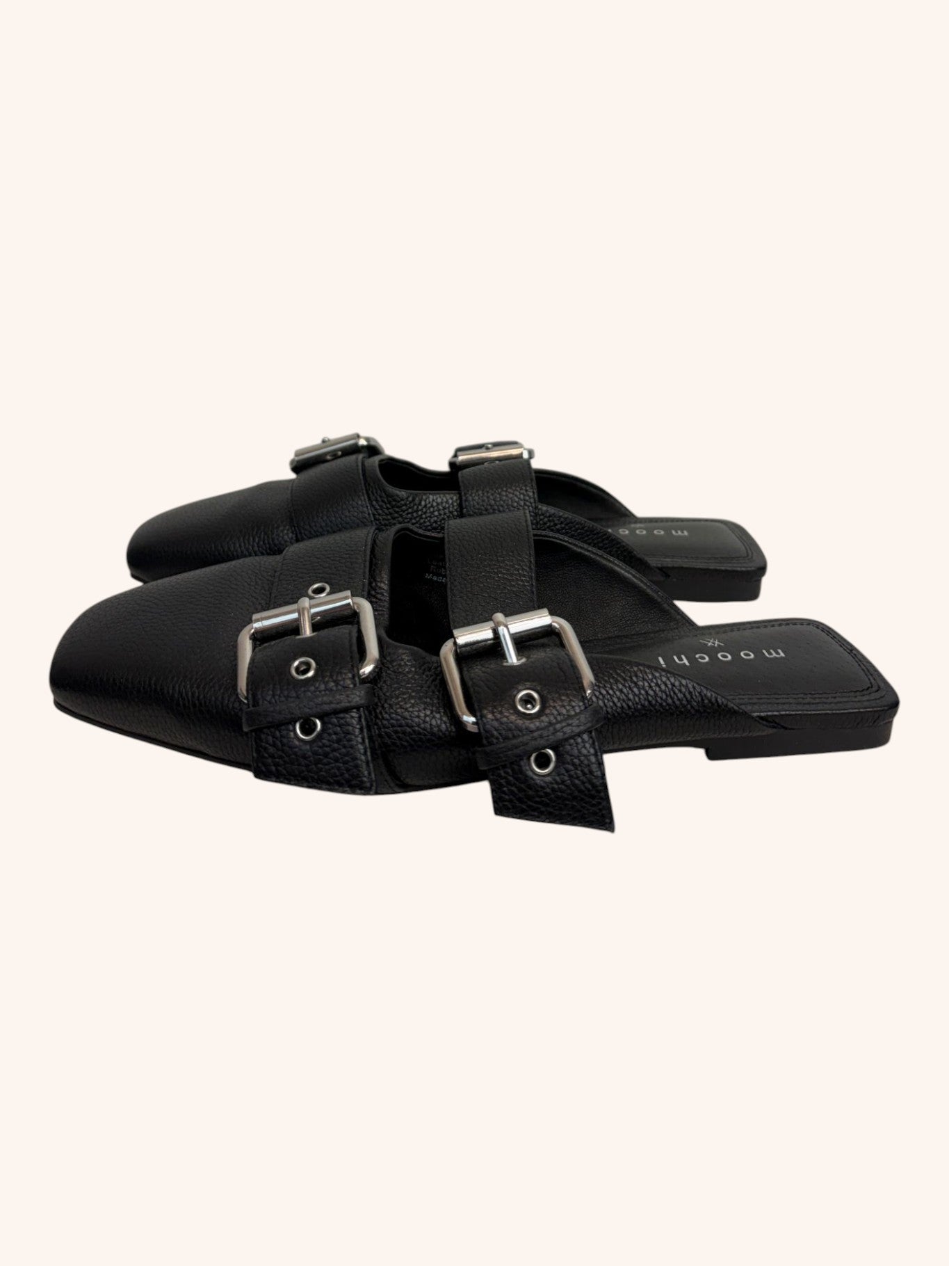 Moochi - Buckle Flats