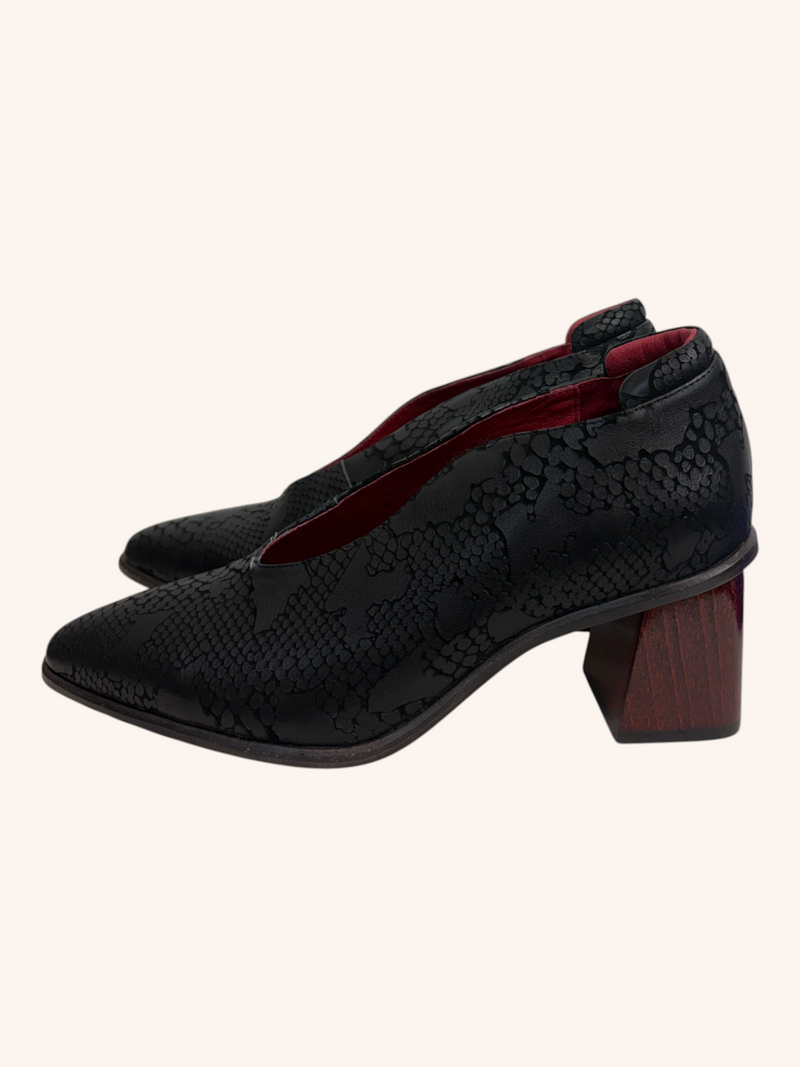 Minx - Textured Heels