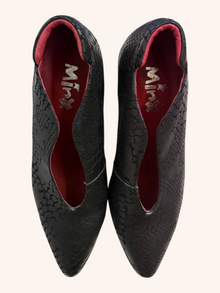 Minx - Textured Heels