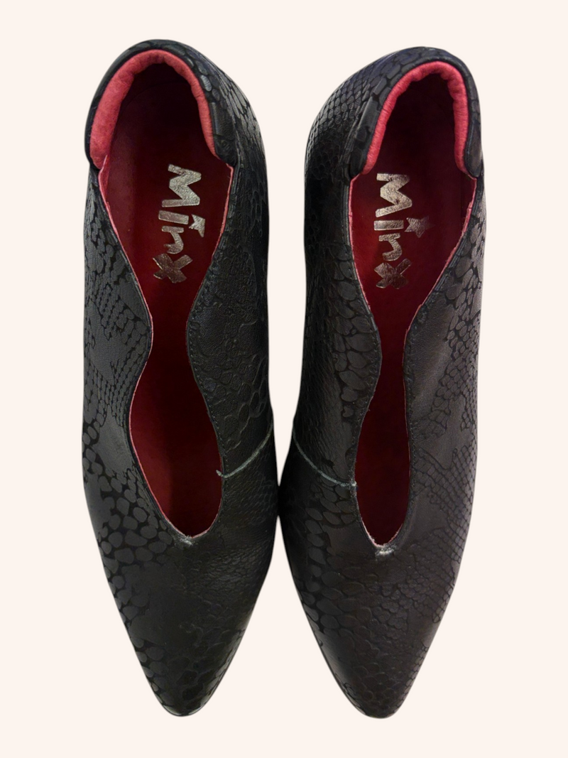Minx - Textured Heels
