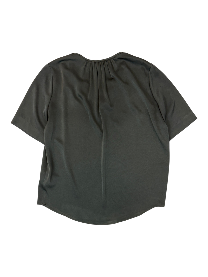 Juliette Hogan - V Neck Curved Hem Top
