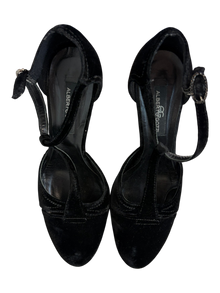 Alberto Gozzi - Velvet T Bar Heels