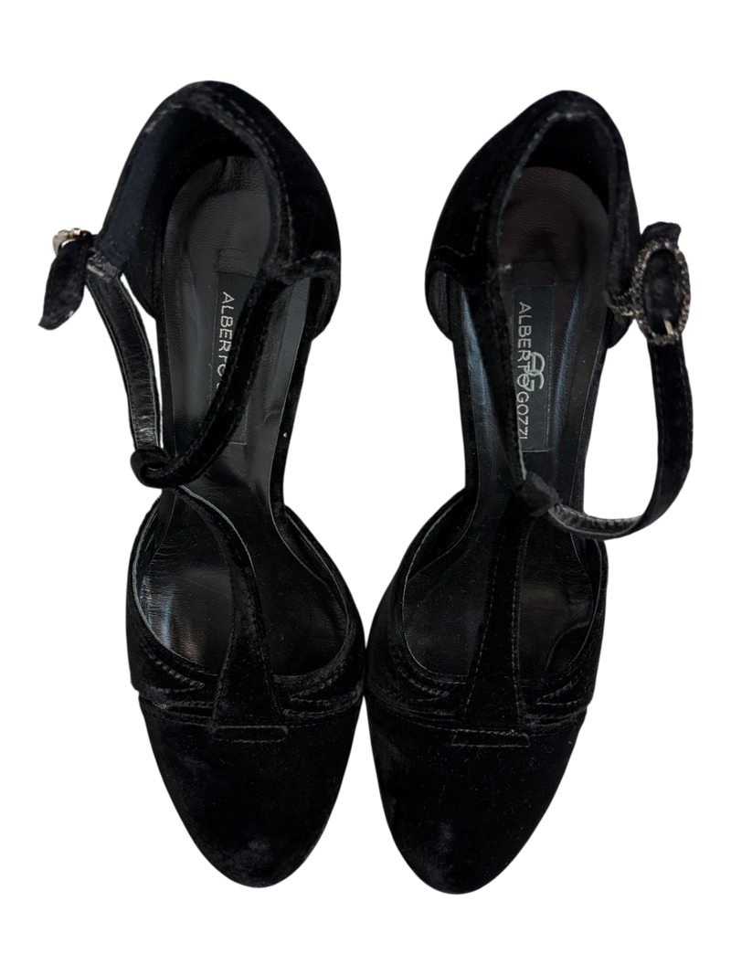 Alberto Gozzi - Velvet T Bar Heels
